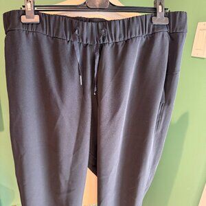 LULULEMON BLACK PANTS SIZE 14